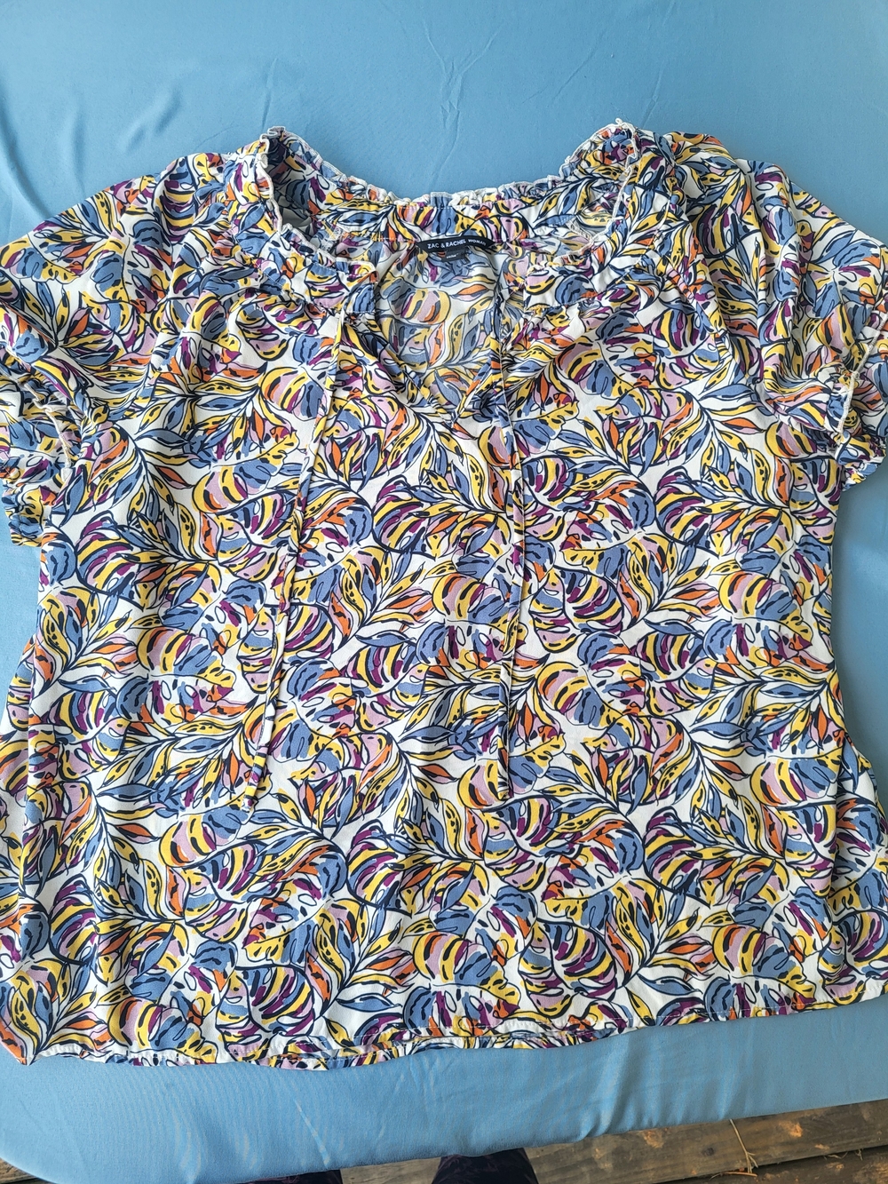 Zac & Rachel Leaf-Print Flutter Sleeve Top in White, Blue, Yellow, Purple
